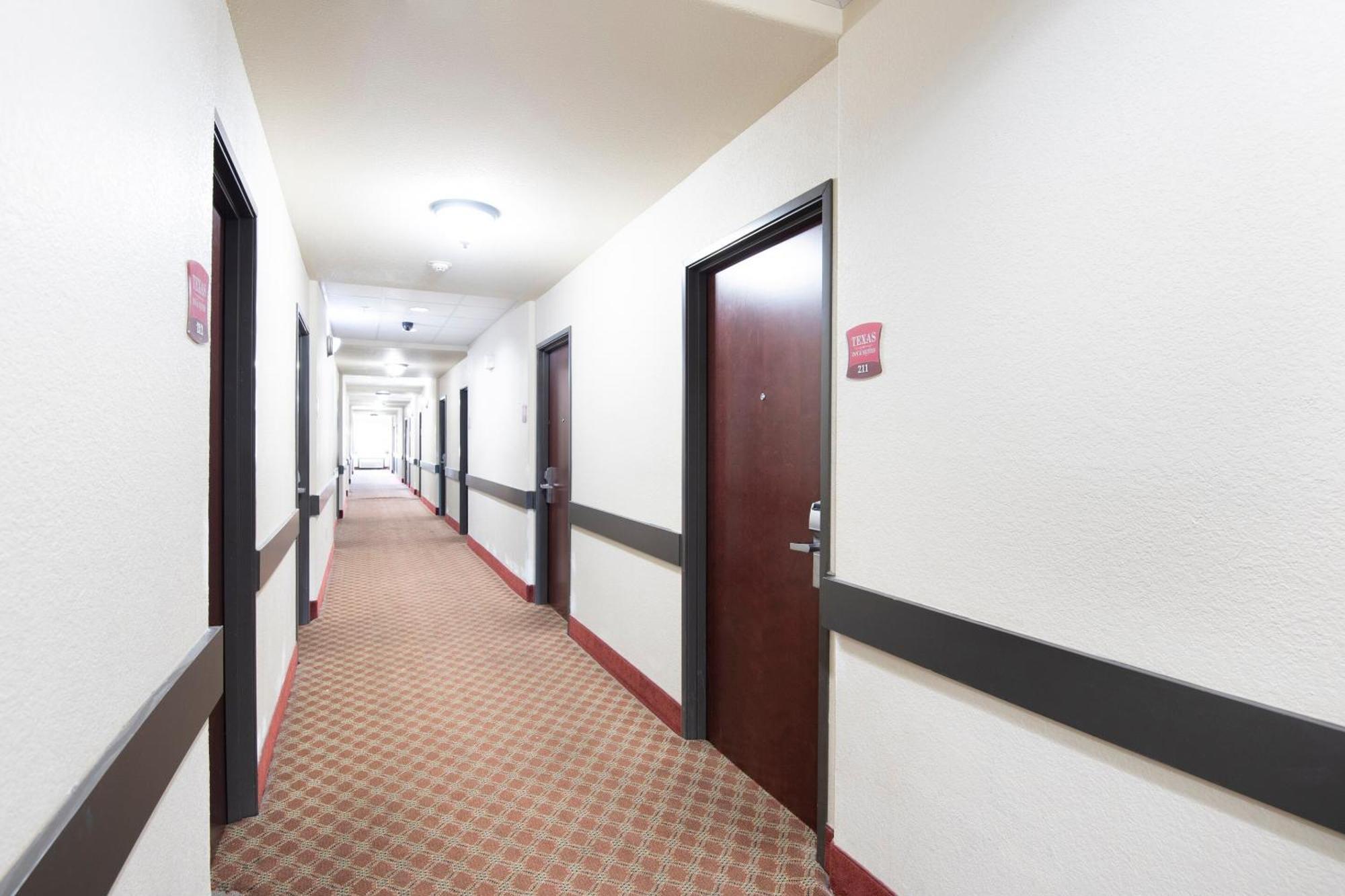 Oyo Townhouse Clute Lake Jackson מראה חיצוני תמונה